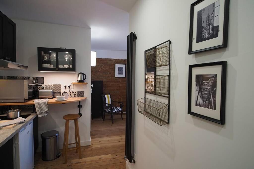 Studio Brick And Wood - Hypercentre - Tv - Wifi ตูลูส ภายนอก รูปภาพ